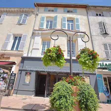 Apartamento Cosy For 6/8p Location In Old Antibes