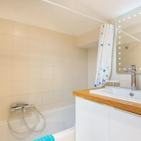 Cosy For 6/8p Location In Old Apartman Antibes