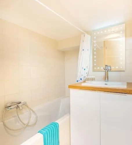 Cosy For 6/8p Location In Old * Antibes