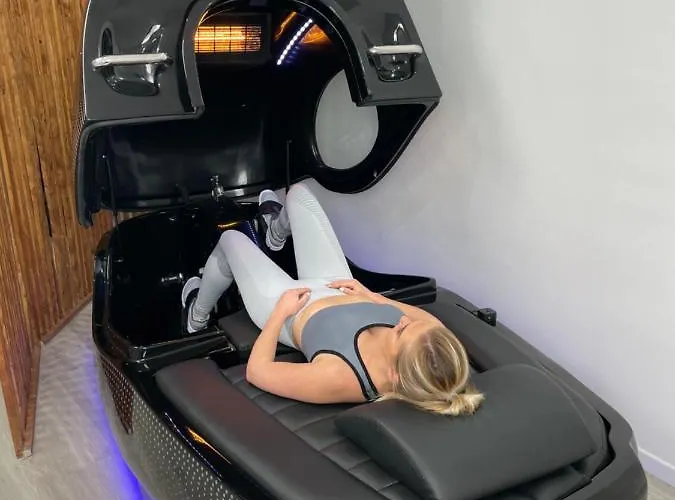 Cosy For 6/8p Location In Old Αντίμπ